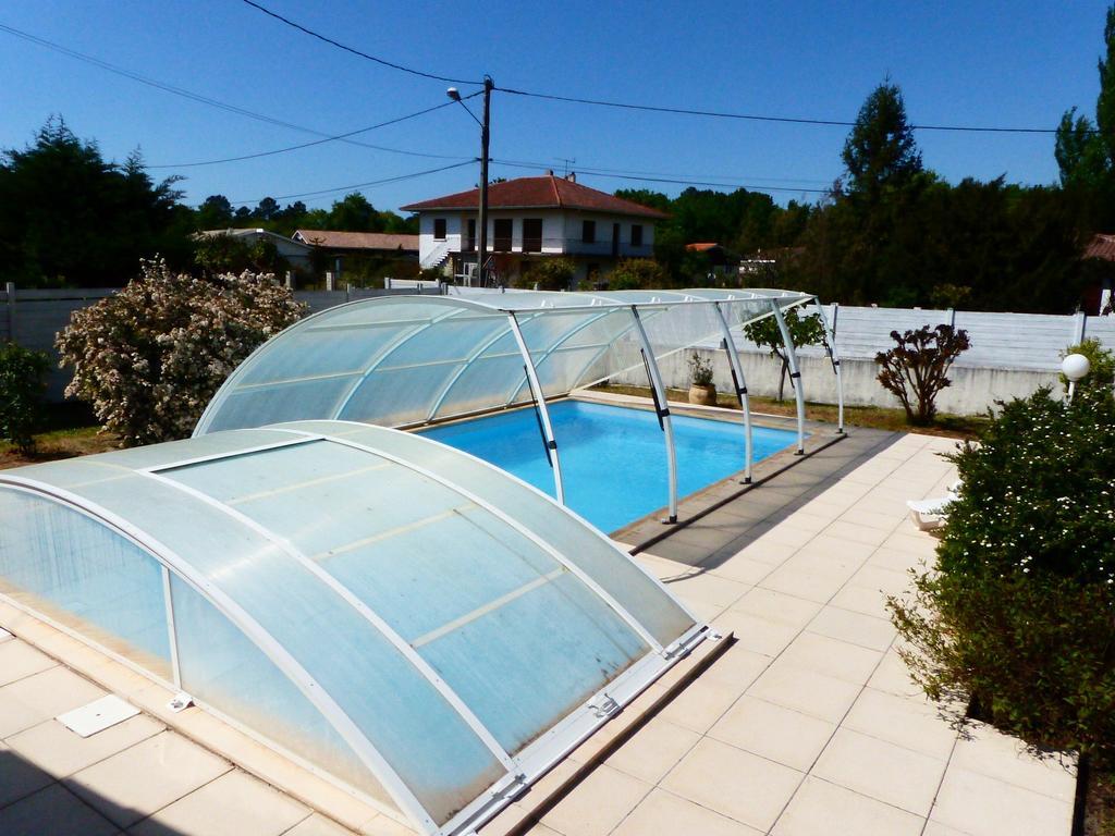 Plaisirs De Lege Villa Exterior photo